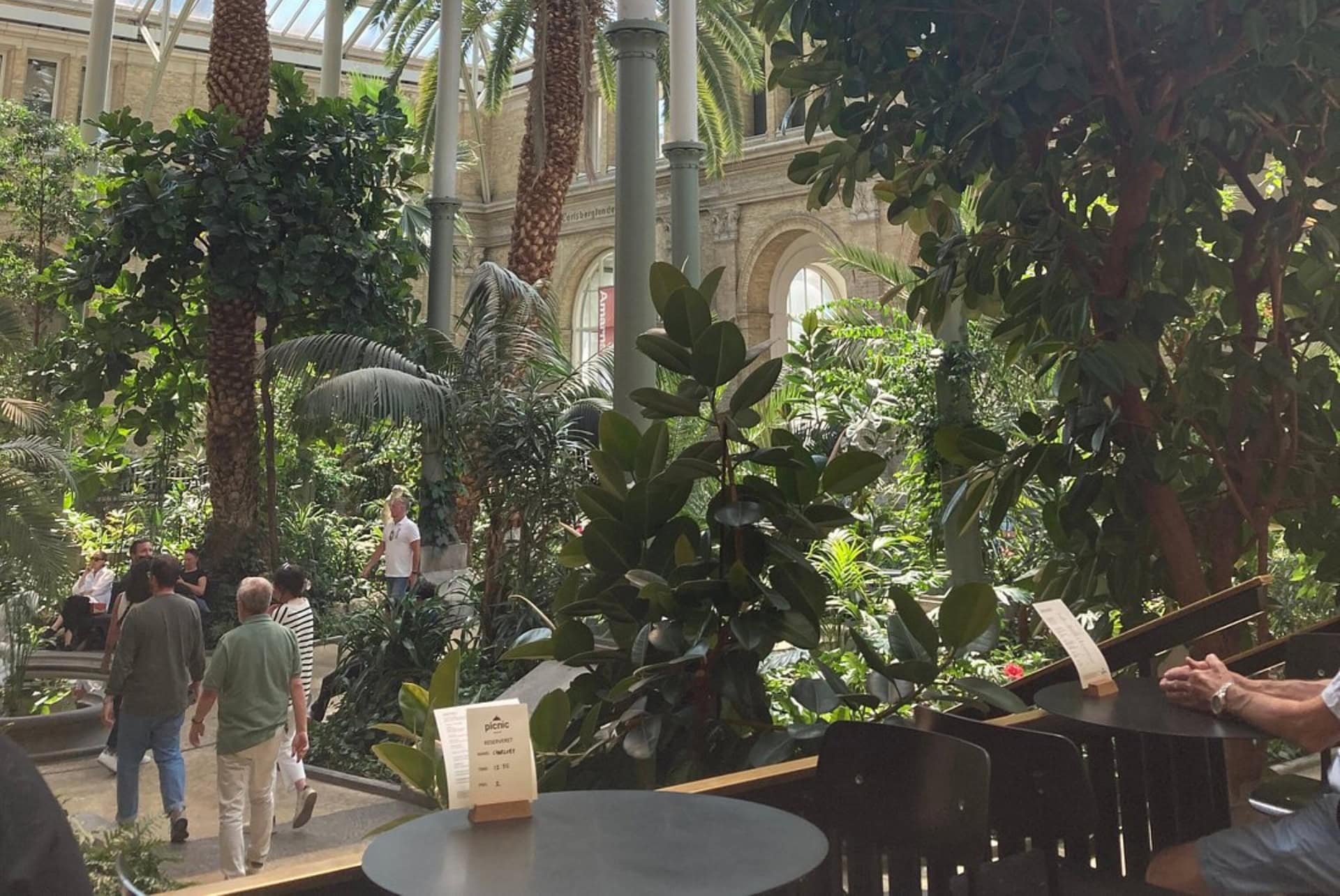cafe de la glyptotheque