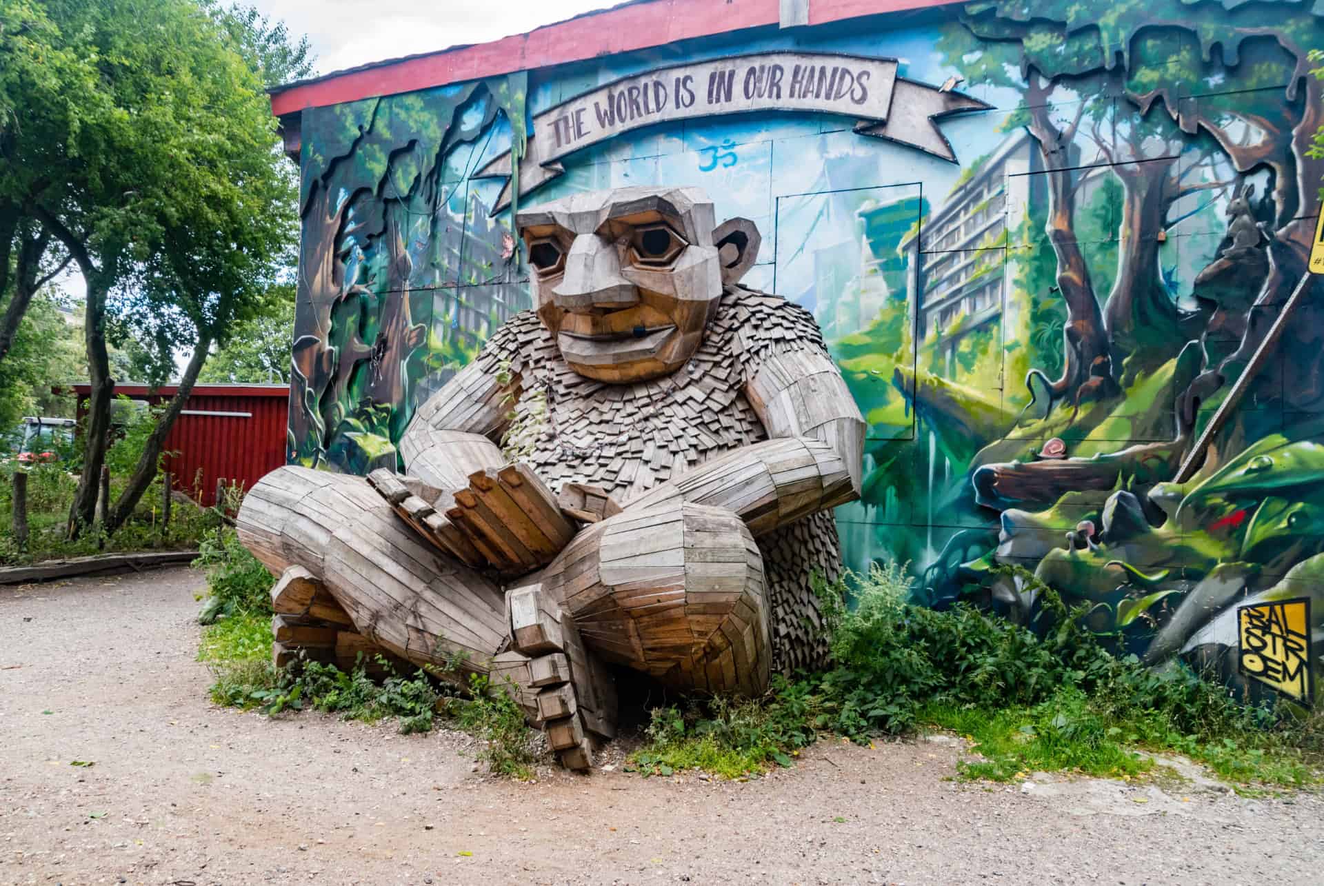 singe bois christiania singe bois quartier christiania