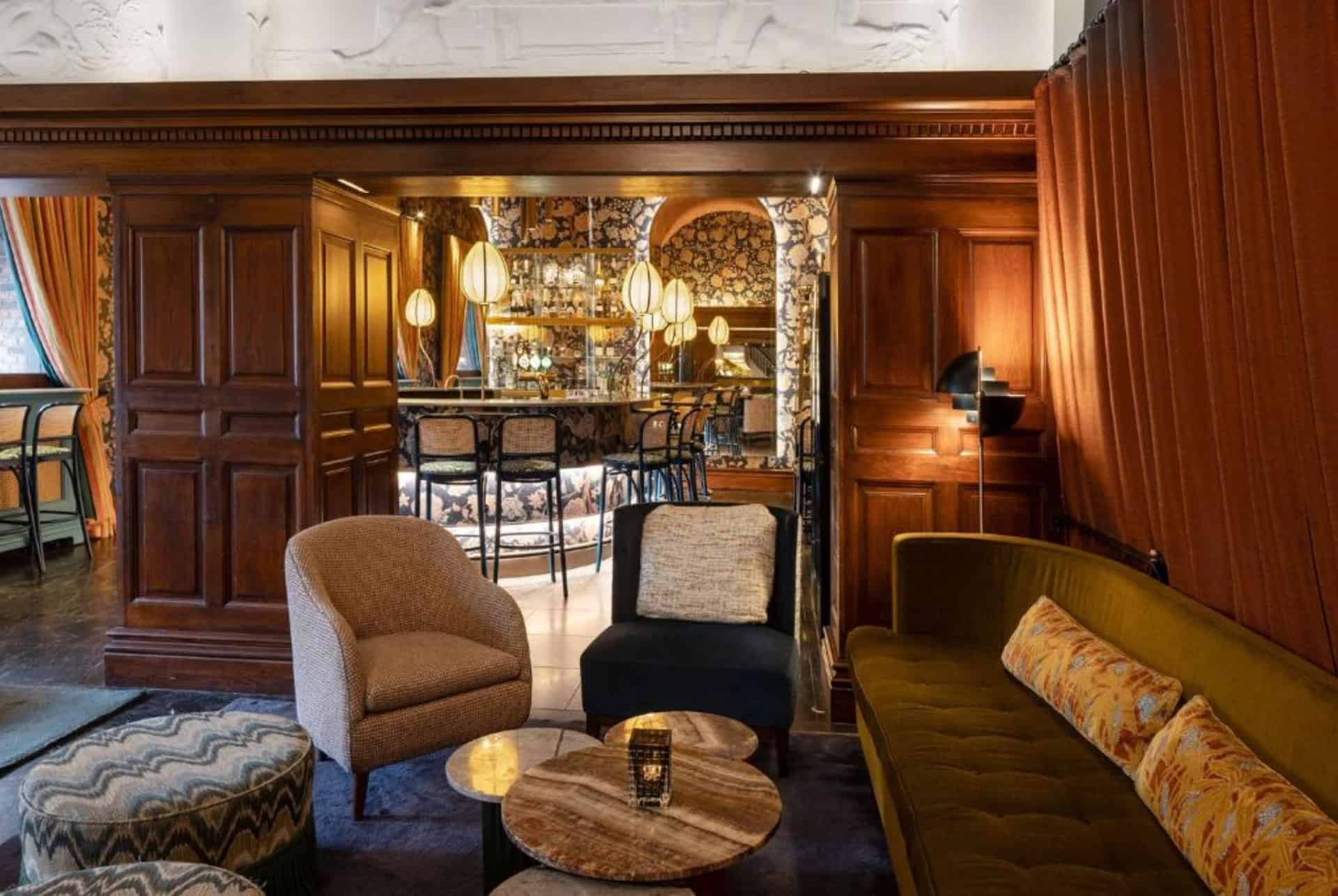 ascot hotel