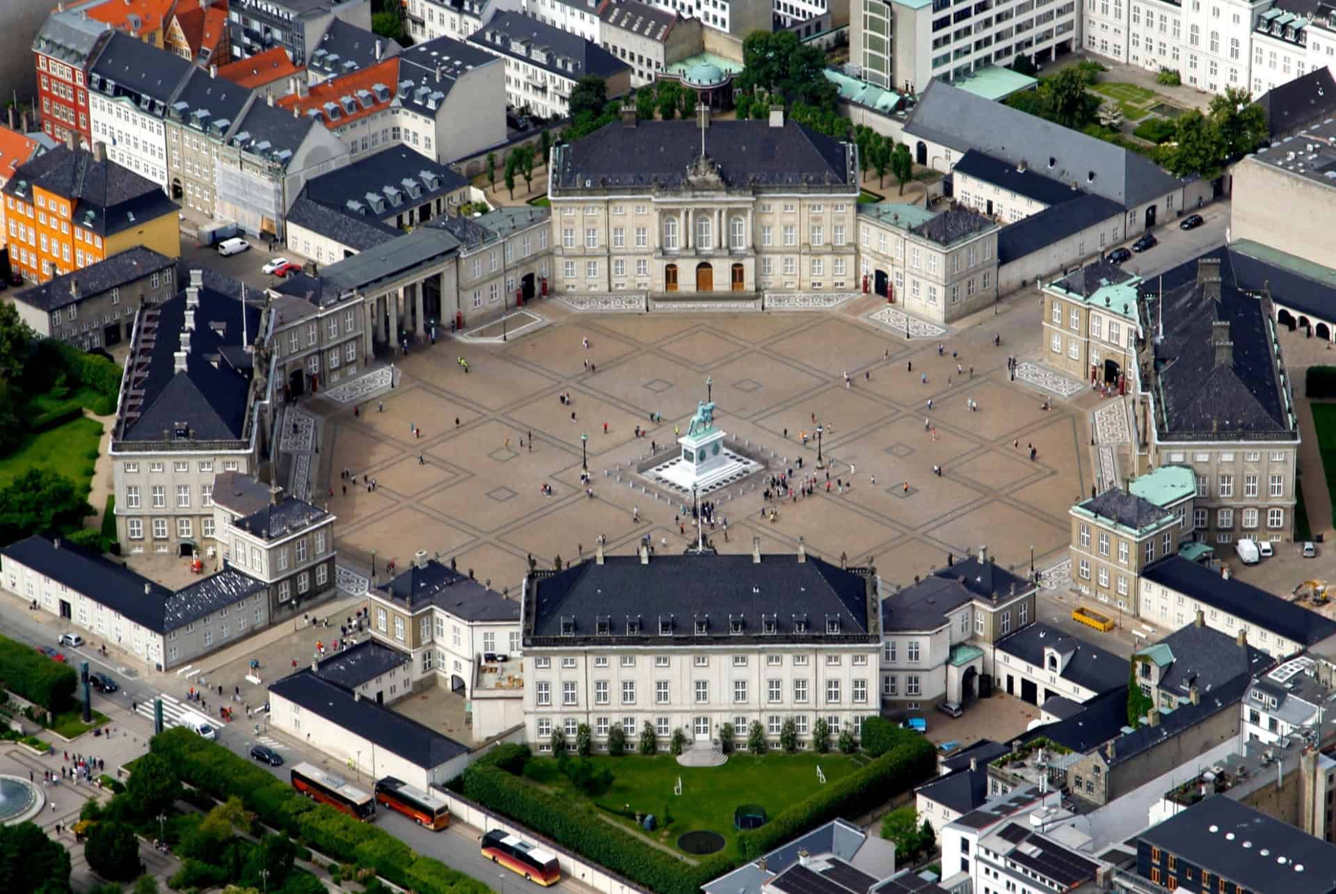 quatre palais royaux quatre palais royaux