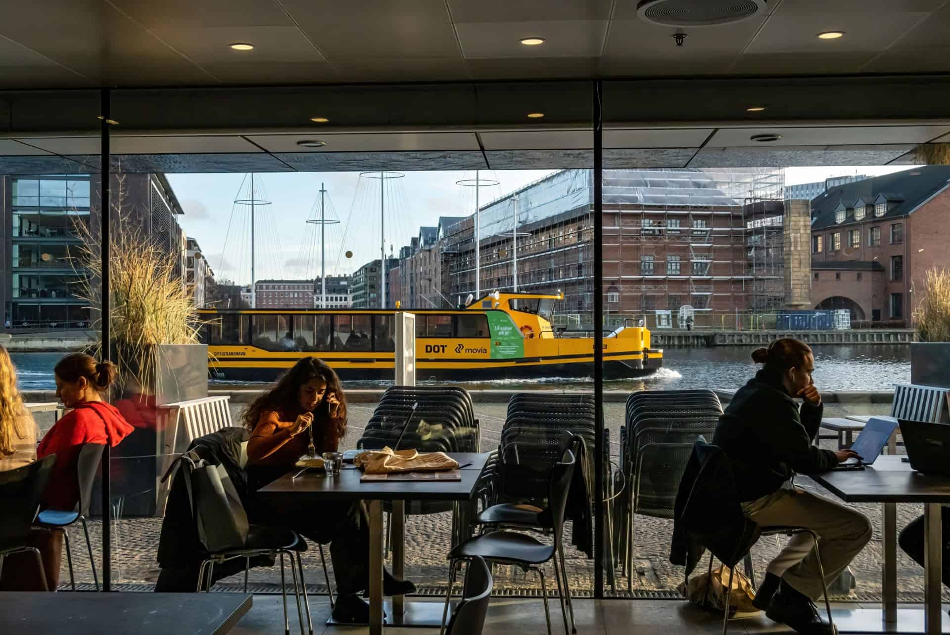 cafe hyggelige cafe hyggelige